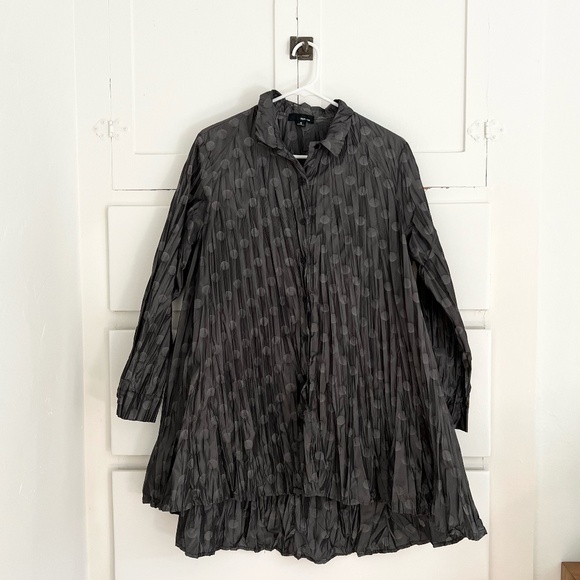 SUN KIM Crinkle Jacquard Dot Button Down Swing Top Size Small - Picture 1 of 7